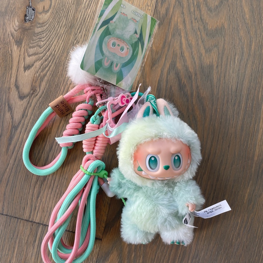POP MART Big Into Energy Labubu - Serenity with Keychain